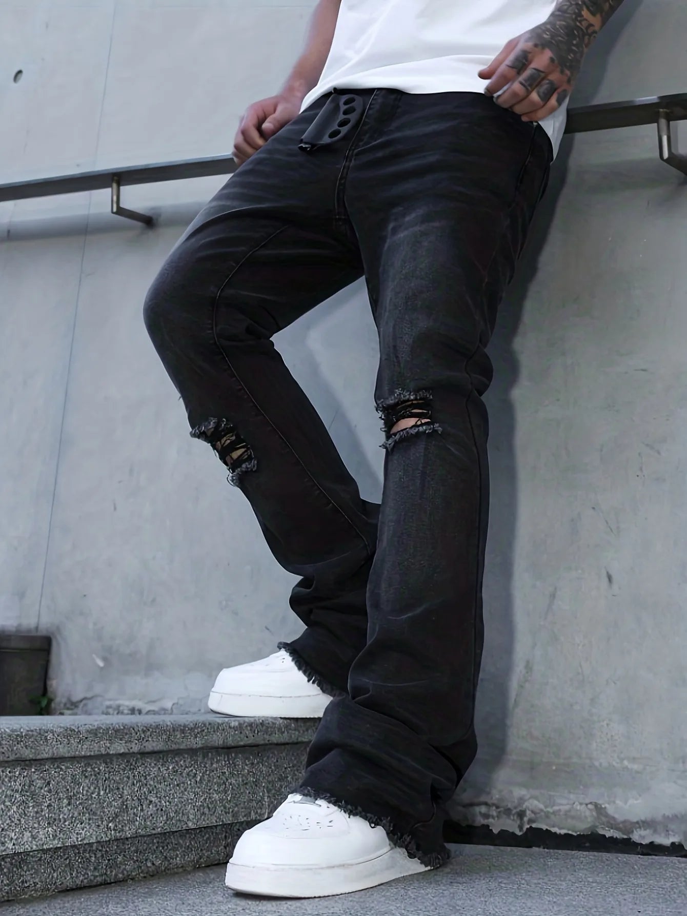 Men's American-style vintage ripped knee jeans, high-street straight-leg pants, slight flare jeans, suitable for all seasons